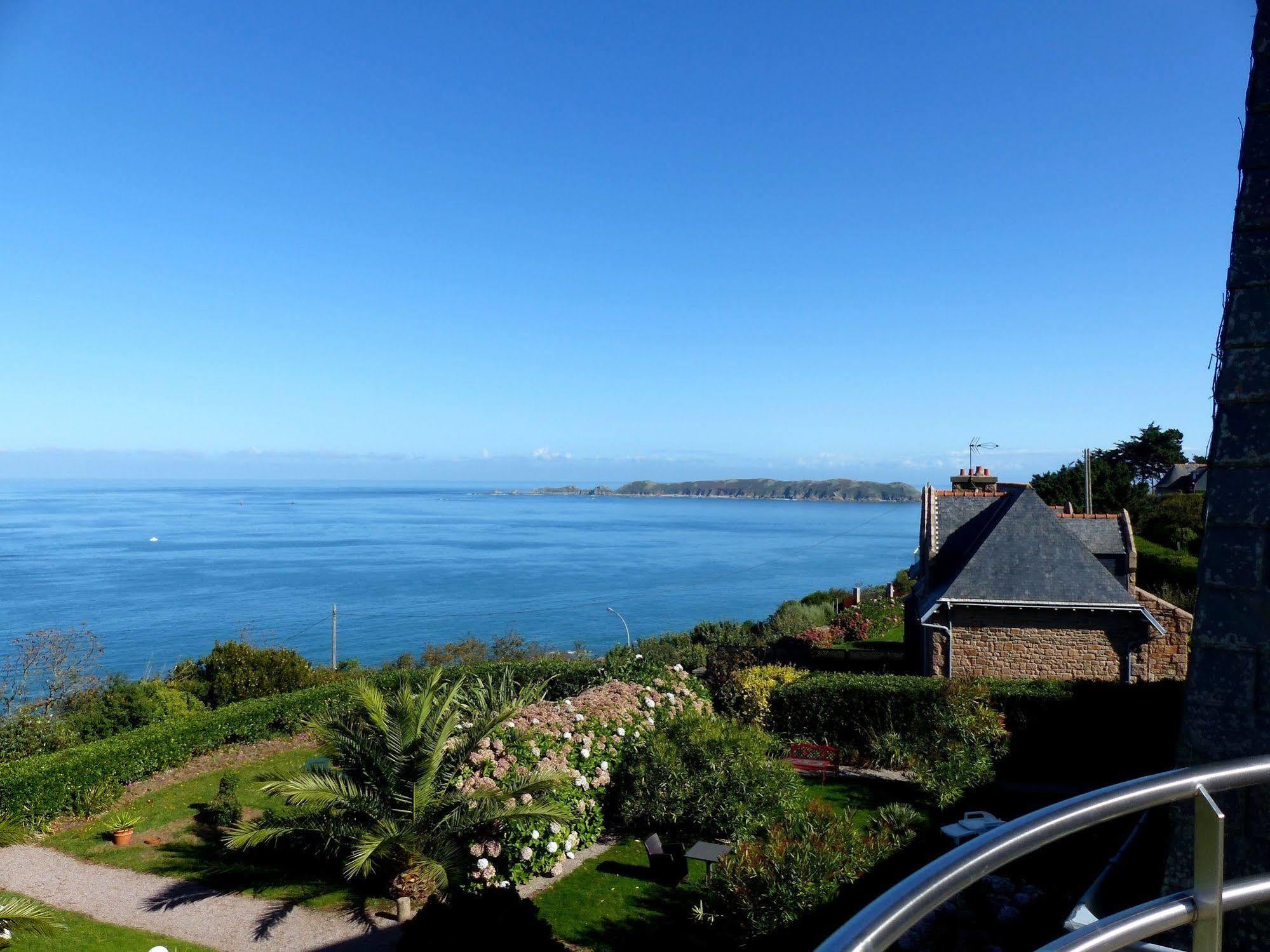 Villa Les Hydrangeas Perros-Guirec Buitenkant foto